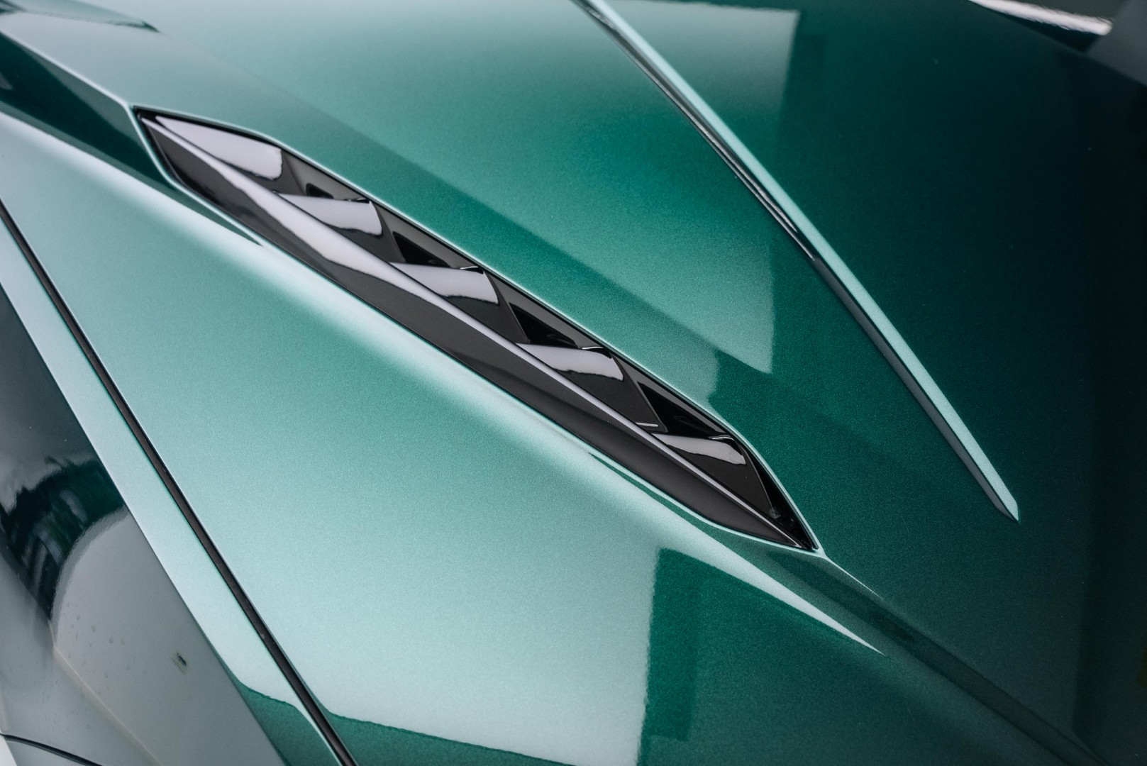 2023 LAMBORGHINI URUS S. FULL OPTION